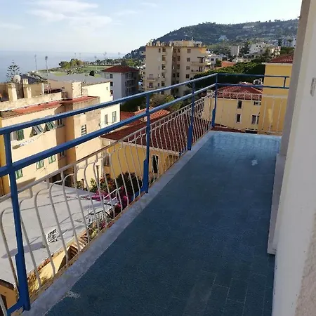 Semeria 26 Vista Mare E Posto Auto * Sanremo
